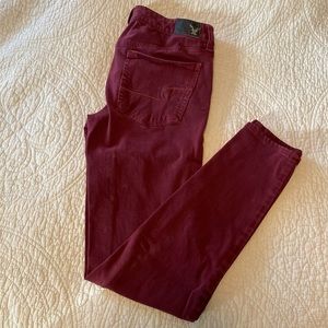 Size 4R American Eagle Maroon Jeggings